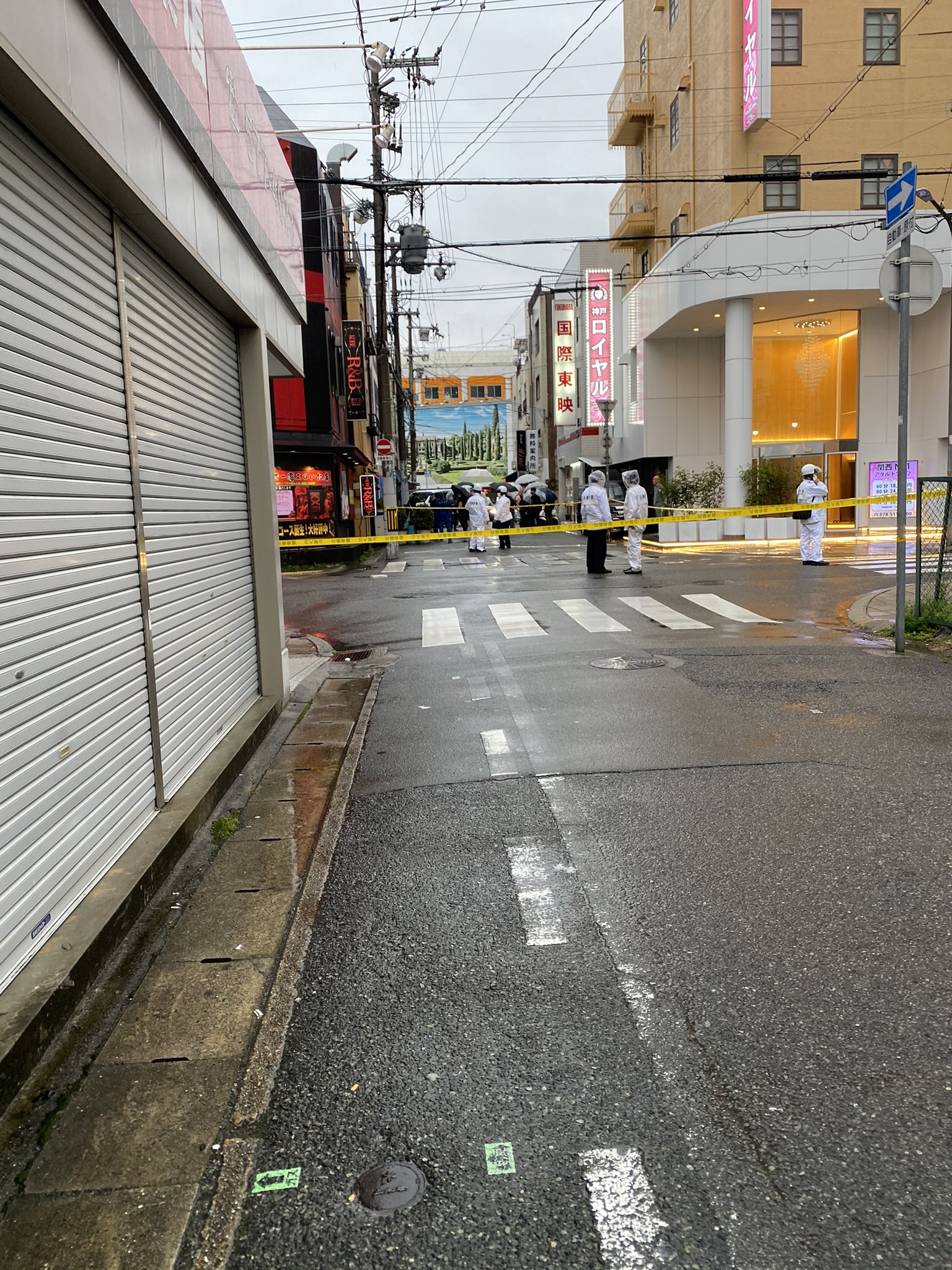 神戸市の福原で神戸山口組井上組長の関係事務所が銃撃される